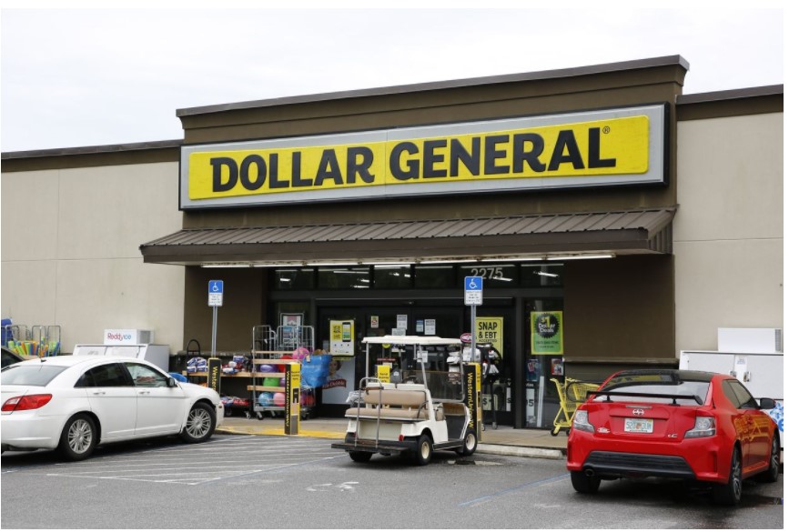 Dollar General offers extra pay for those who take the vaccine 